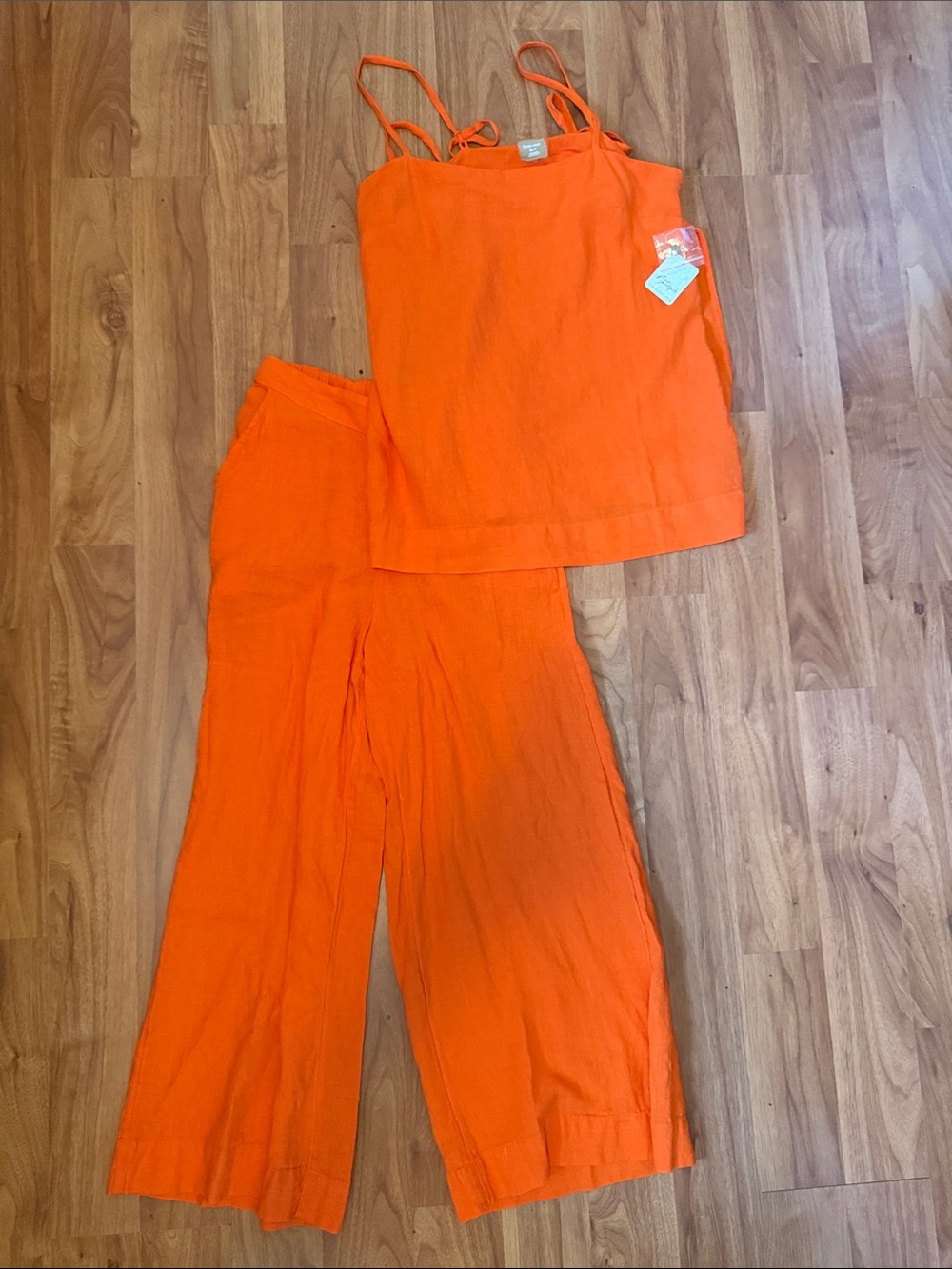 BNWT Women’s Tank Top & Wide-Leg Pants Set